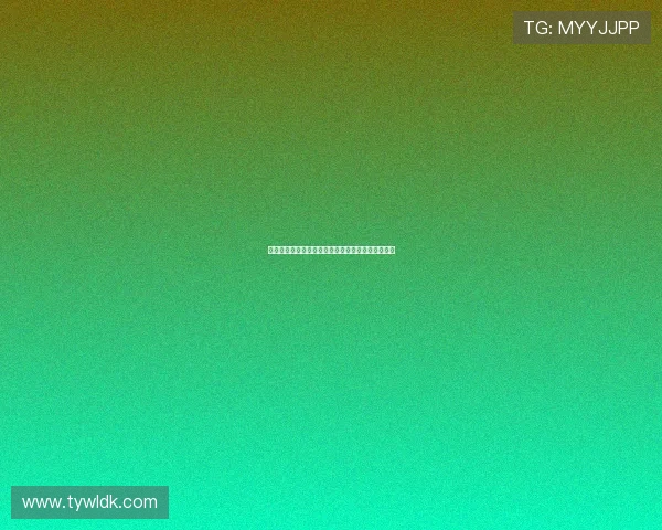 赵睿周鹏调皮送蛋糕砸焦泊乔庆祝生日引发欢乐笑声